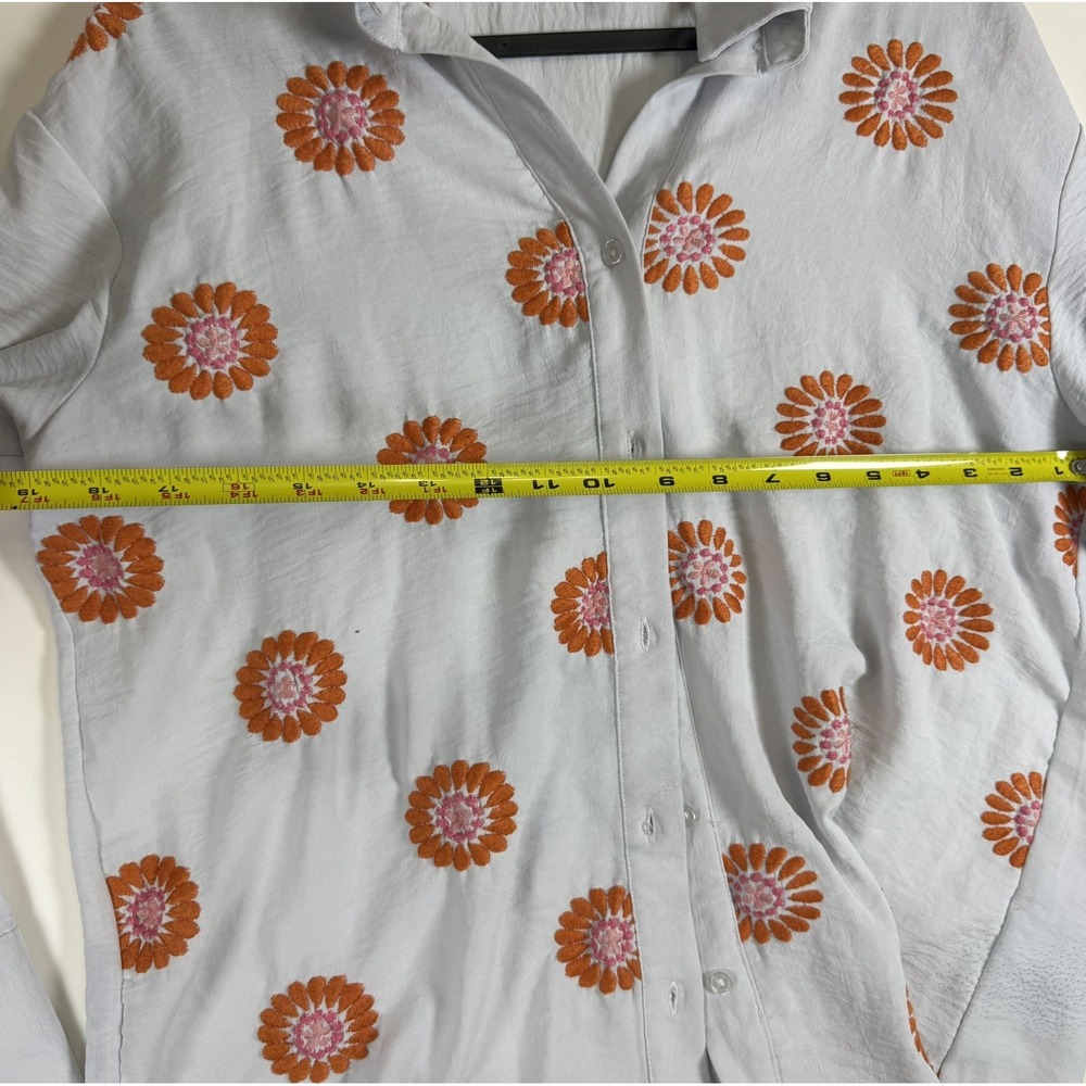 COMO BLACK Women's Light Blue Orange Floral Embroidered‎  Shirt Blouse Size M - Picture 14 of 16